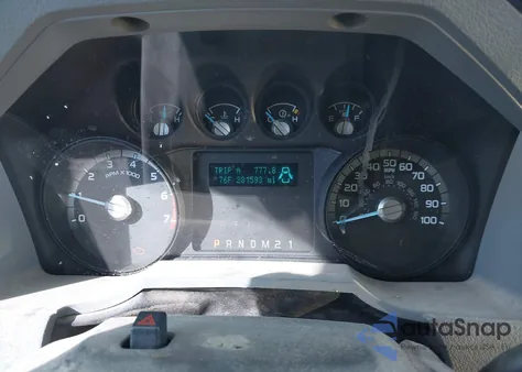 2014 Ford F-250 Xl из США, поврежденный, VIN 1FT7X2B69EEA69187